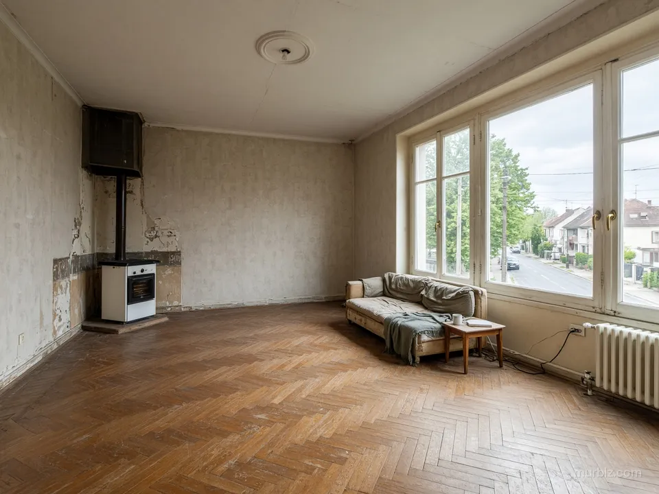 Квартира 150 м² з трьома спальнями під ремонт на головній вулиці