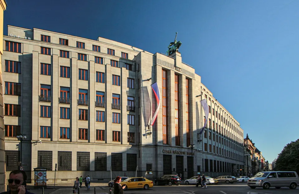 Здание Чешского национального банка в Праге