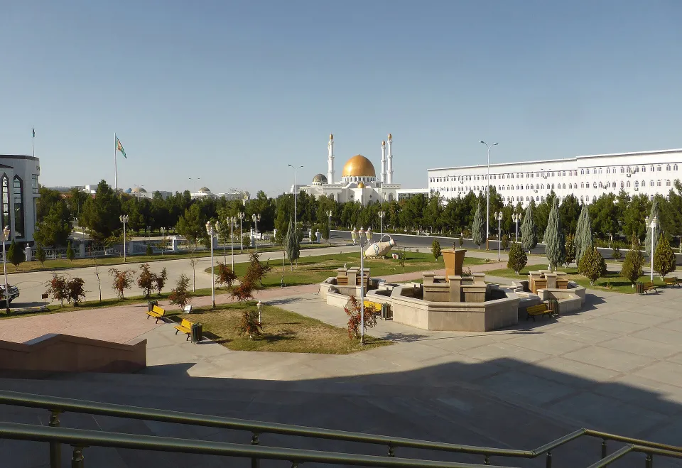 Город Мары и мечеть Гаджи Гурбангулы