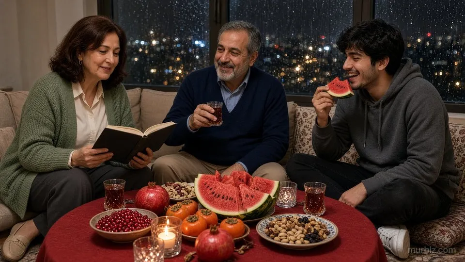 میترا دیوان حافظ را در دست دارد، فرهاد با استکان چای لبخند می‌زند و آرش برشی هندوانه می‌خورد؛ روی سفره‌ی قرمز انار، خرمالو، آجیل و شمع است و پشت پنجره باران و چراغ‌های شهر پیداست